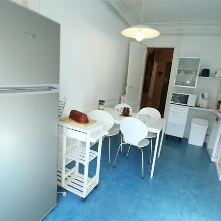 Grand T2 Ensoleille A Luchon, Face Aux Thermes, Pour 4 Pers., Proche Telecabine - Fr-1-313-165 * Bagnères-de-Luchon